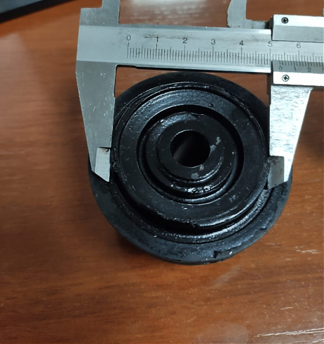 EN020 подушка двигателя PC30(70x40x13). Фото 3
