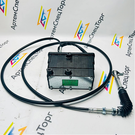 21EN-32200 (трос 3100мм) // 21EN-32340  Шаговый мотор (управления подачей топлива). Фото 1