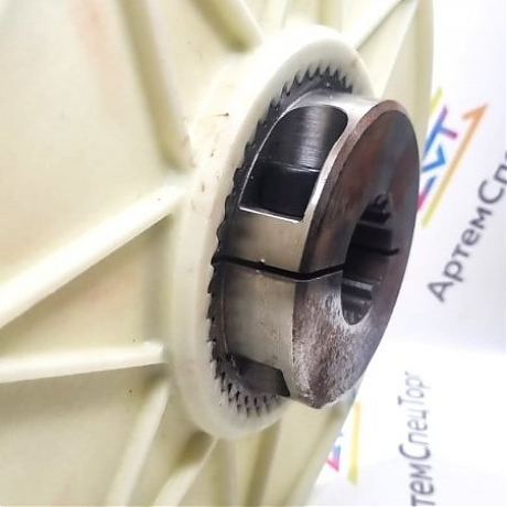 FH142 352x46T + GEAR Муфта гидронасоса в сборе с сердцевиной(шлицевой частью). Фото 3